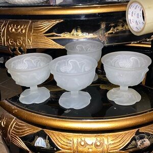 Vintage Avon Flower Frost Frosted Glass Champagne or Sherbet Glasses - 4 Pieces